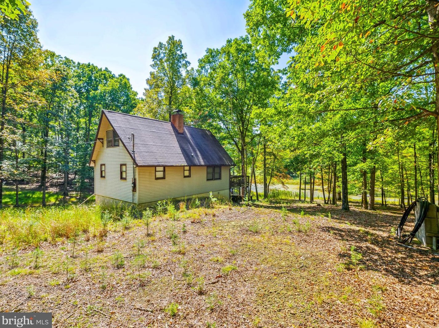 584 Pine Grove Rd, Berkeley Springs, WV 25411