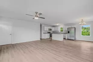 17 Apple Orchard Trail, Berkeley Springs, WV 25411 - Photo 6