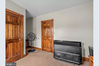 40 Winchester Street, Paw Paw, WV 25434 - Photo 36