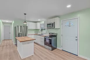 3939 Virginia Line Rd, Berkeley Springs, WV 25411 - Photo 10