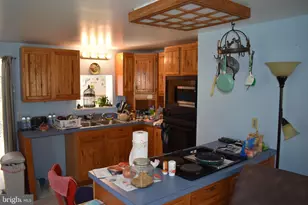 1971 Duckwall, Berkeley Springs, WV 25411 - Photo 16