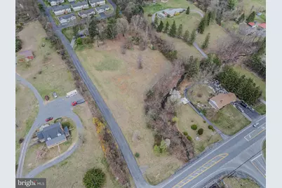 2218 Valley Road, Berkeley Springs, WV 25411 - Photo 18