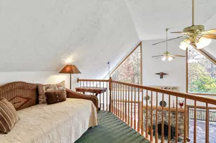 286 Colonial Dr, Berkeley Springs, WV 25411 - Photo 26