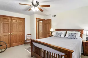 286 Colonial Dr, Berkeley Springs, WV 25411 - Photo 24