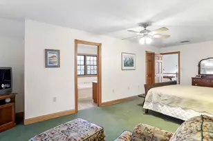 286 Colonial Dr, Berkeley Springs, WV 25411 - Photo 28