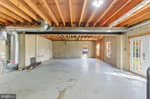 24 Greenoak Ln, Berkeley Springs, WV 25411 - Photo 42