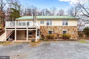 571 Martinsburg Rd, Berkeley Springs, WV 25411 - Photo 36