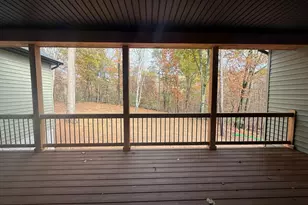 539 Prado Way, Berkeley Springs, WV 25411 - Photo 6