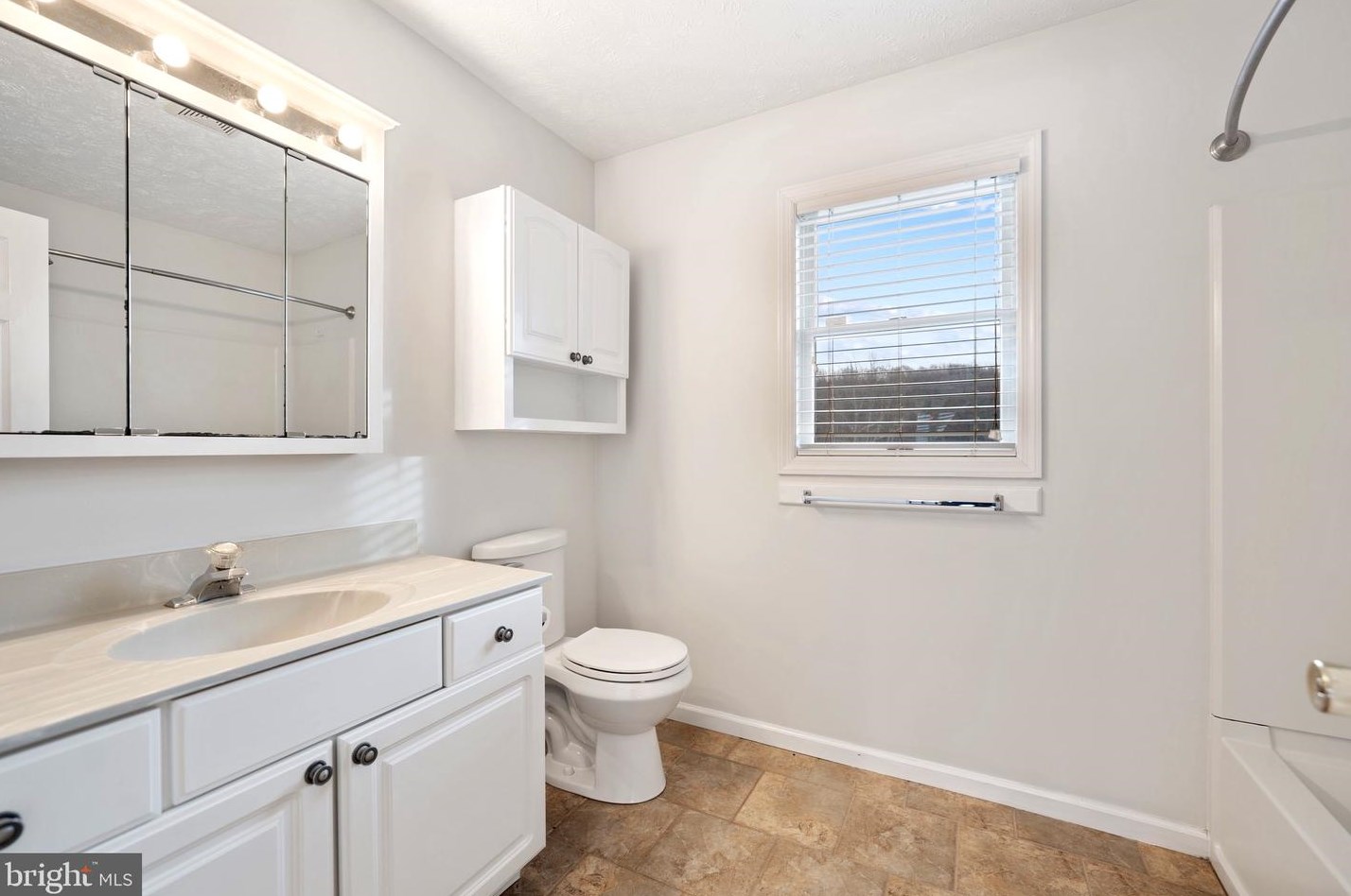 136 Skyview Dr, Reedsville WV  26547-9777 exterior