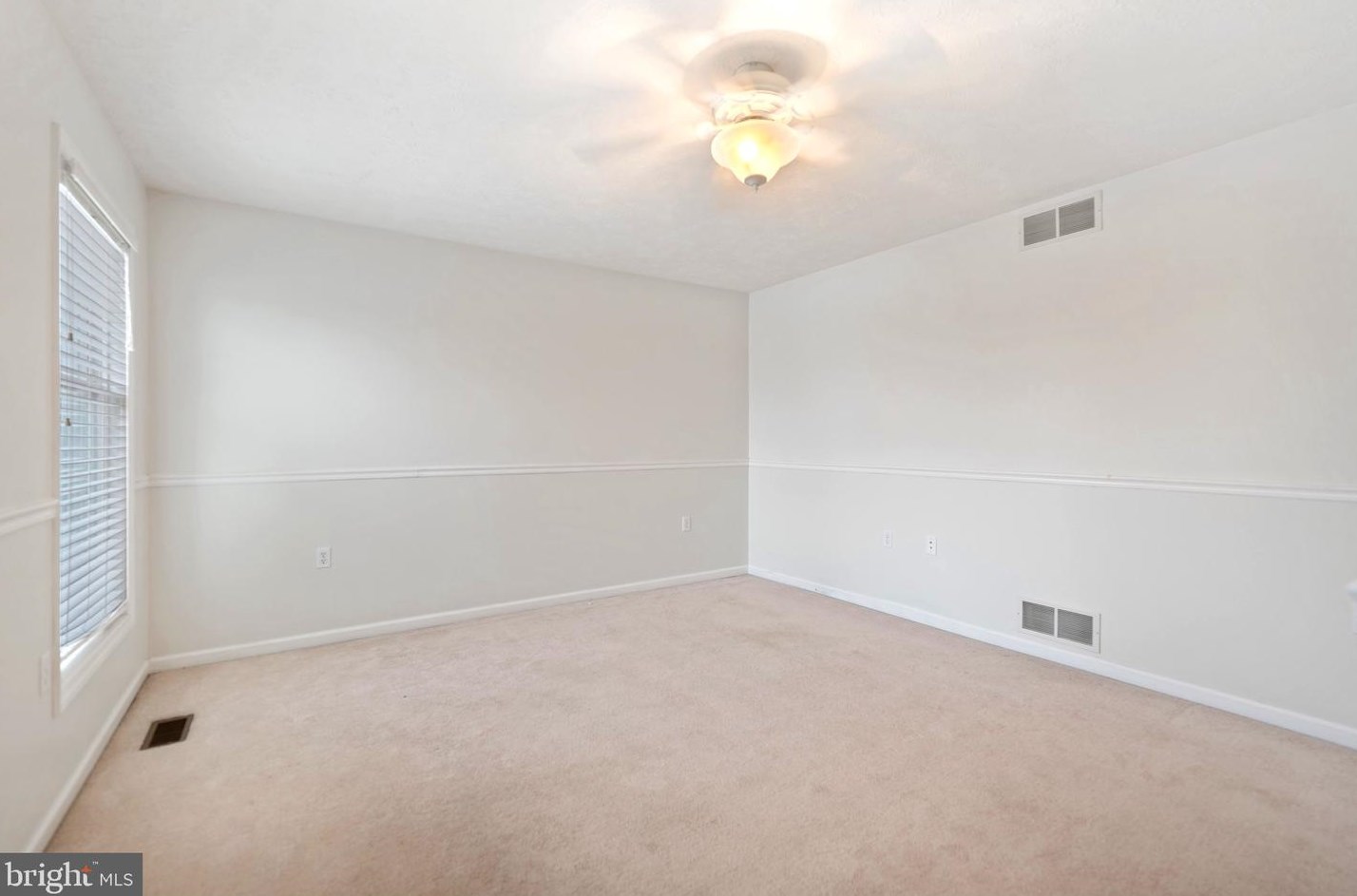 136 Skyview Dr, Reedsville WV  26547-9777 exterior