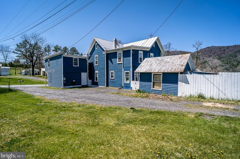 11899 Blue Gray Trl, Brandywine WV  26802-8011 exterior