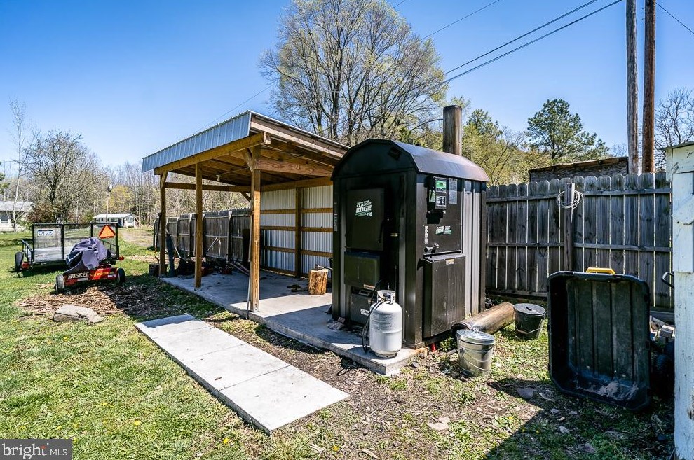 11899 Blue Gray Trl, Brandywine WV  26802-8011 exterior