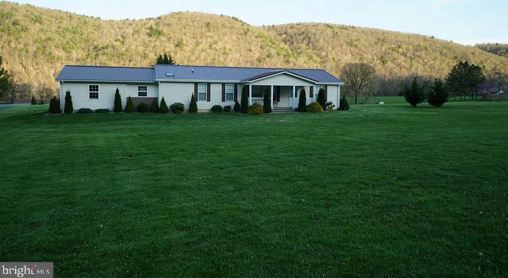 65 Golden Eagle Ln, Franklin, WV 26807