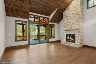 639 Golf Club Dr, Franklin, WV 26807 - Photo 20