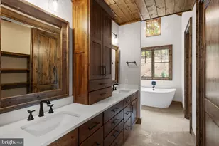 639 Golf Club Dr, Franklin, WV 26807 - Photo 36