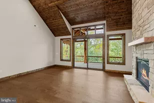 639 Golf Club Dr, Franklin, WV 26807 - Photo 22