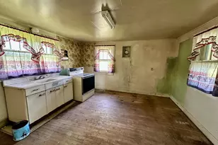 17789 Petersburg Pike, Upper Tract, WV 26866 - Photo 8