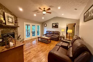 137 Elm St, Franklin, WV 26807 - Photo 26