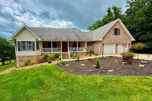 137 Elm St, Franklin, WV 26807 - Photo 10