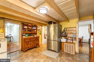 61 Gdn Grv Ln, Brandywine, WV 26802 - Photo 16