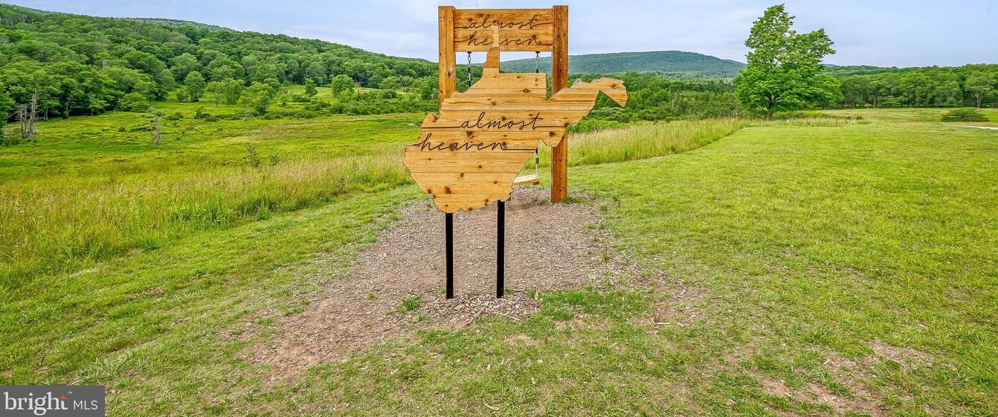 34 Trails End Ct, Canaan Valley, WV 26260