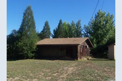 10211 Main Street - Photo 1