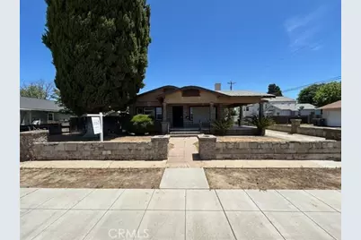 405 N A Street, Madera, CA 93638 - Photo 1