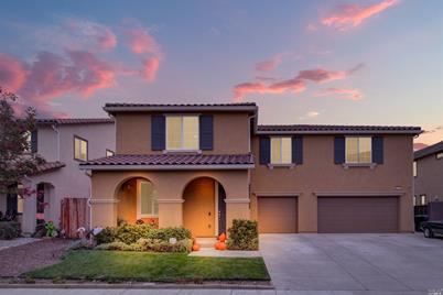 2425 Sanders Lane - Photo 1