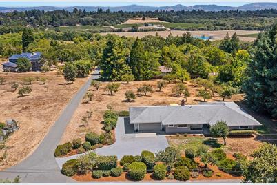 1351 Ferguson Road, Sebastopol, CA 95472 - Photo 1