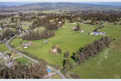 940 W Railroad Avenue, Cotati, CA 94931 - Photo 1