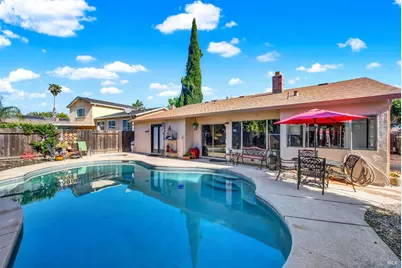 124 Dover Way, Vacaville, CA 95687 - Photo 1