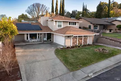 450 Sandstone Drive, Vacaville, CA 95688 - Photo 1