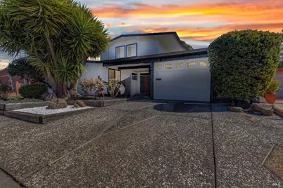 2114 Russell Street, Napa, CA 94559 - Photo 1