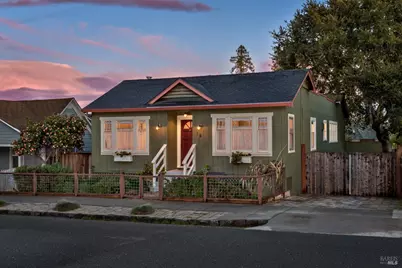 15 Harris Street, Petaluma, CA 94952 - Photo 1