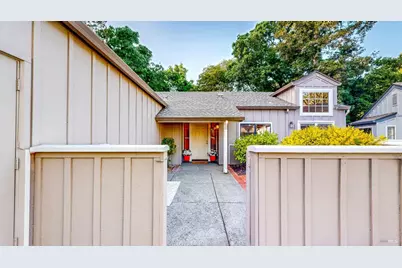 18001 Harvard Court, Sonoma, CA 95476 - Photo 1