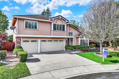 124 Notre Dame Court, Vacaville, CA 95687 - Photo 1