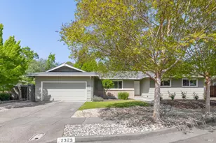 2323 Warwick Dr, Santa Rosa, CA 95405 - Photo 1