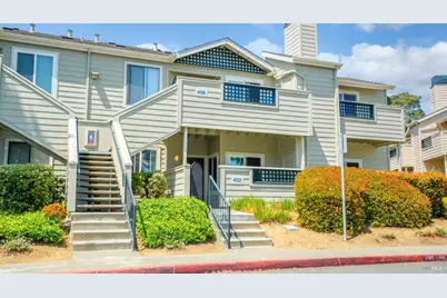1201 Glen Cove Parkway #402, Vallejo, CA 94591 - Photo 1