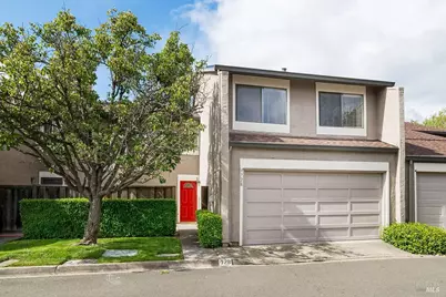 728 Walnut Court, Novato, CA 94945 - Photo 1