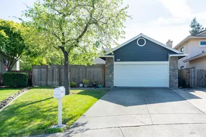 829 Winton Drive, Petaluma, CA 94954 - Photo 1