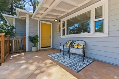 107 1st Street, Healdsburg, CA 95448 - Photo 1