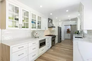 34 Los Alondras Ct, Novato, CA 94947 - Photo 1