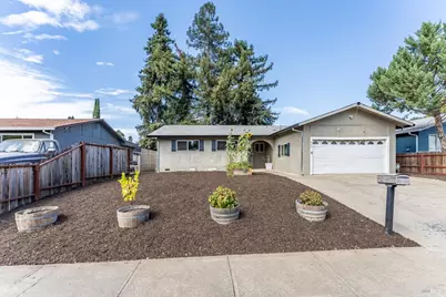 840 E Gobbi Street, Ukiah, CA 95482 - Photo 1