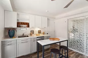 582 Fernando Dr, Novato, CA 94945 - Photo 1