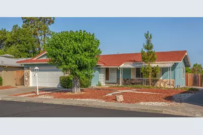 146 Carlsbad Circle, Vacaville, CA 95687 - Photo 1