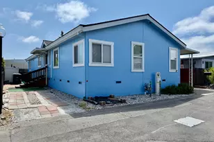 137 Leisure Park Cir, Santa Rosa, CA 95401 - Photo 1