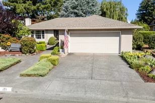 171 Oak Shadow Dr, Santa Rosa, CA 95409 - Photo 1