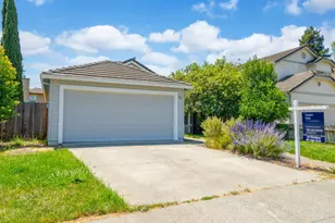 385 Robin Cir, Vacaville, CA 95687 - Photo 1