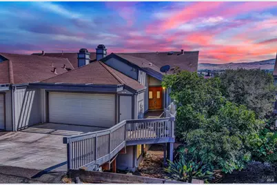 25 Knoll Drive, Fairfield, CA 94534 - Photo 1