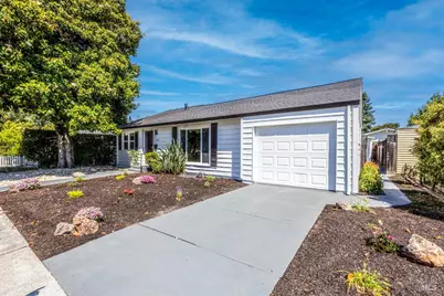 2033 Sonoma Avenue, Santa Rosa, CA 95405 - Photo 1